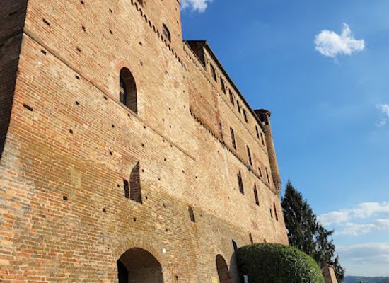 italy/langhe/landmark/castle-of-grinzane-cavour