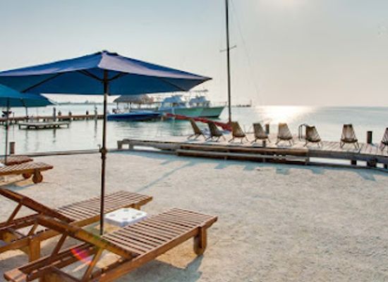 belize/caye-caulker/landmark/iguana-reef-inn