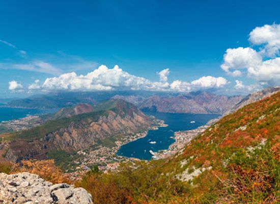 montenegro/lovcen-national-park/landmark/old-town-road