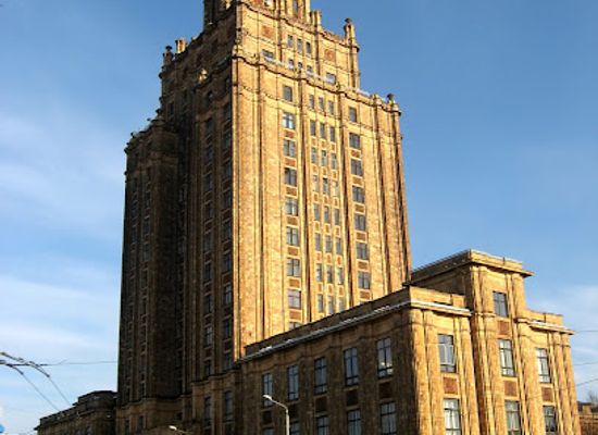 latvia/riga/art-nouveau-district/landmark/latvian-academy-of-sciences-observation-deck
