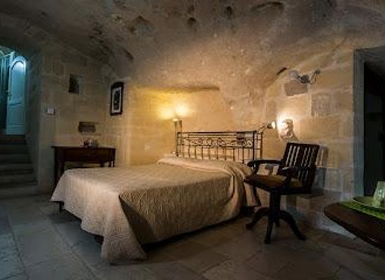 italy/matera/landmark/saint-giorgio-al-paradiso-sassi