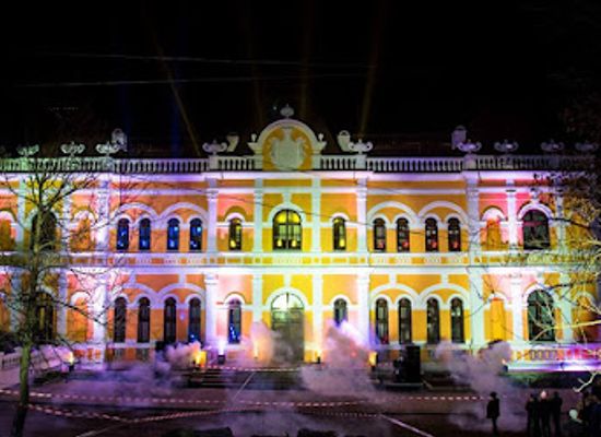 moldova/lapusna-county/landmark/manuc-bey-castle