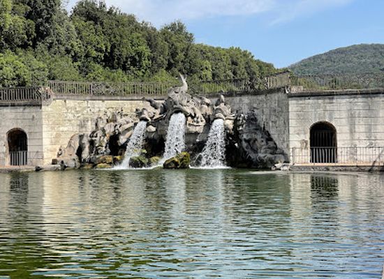 italy/irpinia/landmark/royal-palace-of-caserta