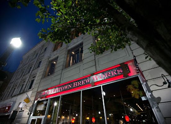 pennsylvania/allentown/landmark/fegley-s-allentown-brew-works