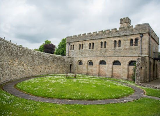 united-kingdom/roxburghshire/attraction/jedburgh-castle-jail-museum-2