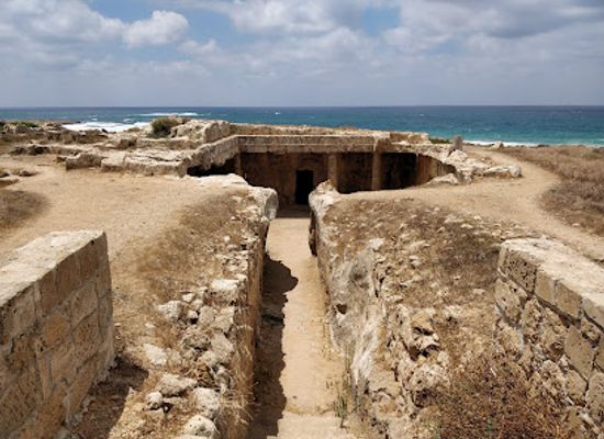 cyprus/paphos/kato-paphos/landmark/archaeological-site-of-the-tombs-of-the-kings