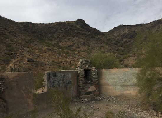 arizona/maricopa-county/landmark/the-lost-ranch