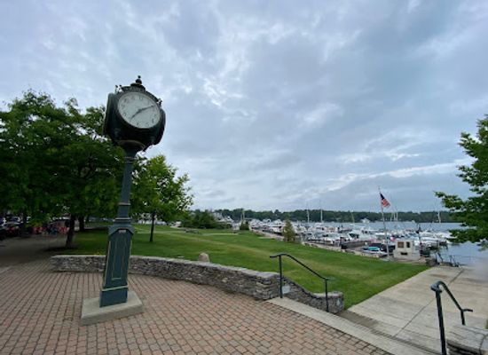michigan/charlevoix/landmark/east-park