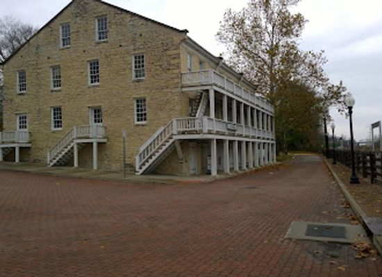 missouri/jefferson-city/landmark/lohman-building