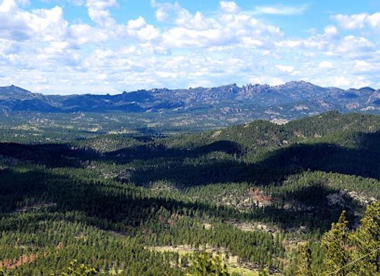south-dakota/custer-state-park/landmark/custer-state-park-mt-coolidge