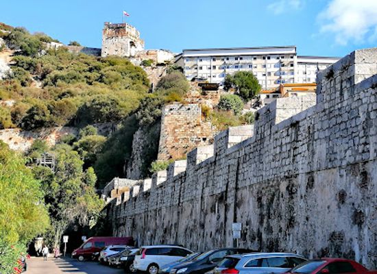 gibraltar/queensway-quay-marina/landmark/grand-battery