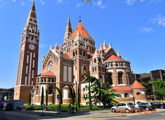 hungary/szeged/belvaros/landmark/flood-memorial