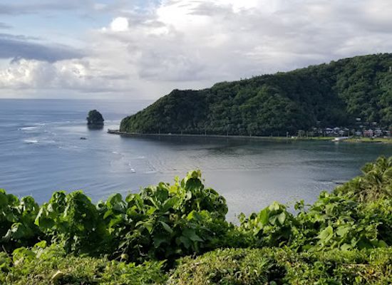 american-samoa/tutuila-island/landmark/blunts-point-trail