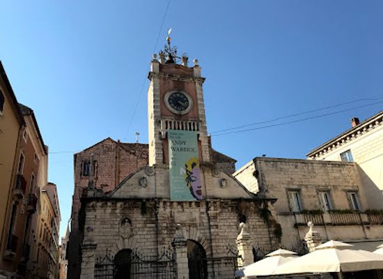 croatia/dalmatia/landmark/gradska-loza