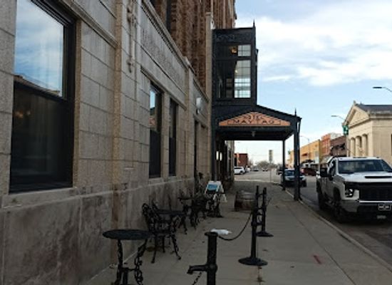 iowa/newton/landmark/maytag-hotel
