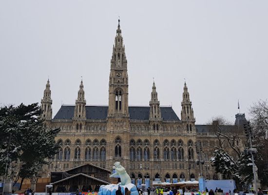 austria/lower-austria/landmark/rathausplatz