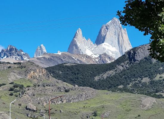 argentina/el-chalten/landmark/la-roti-food-store