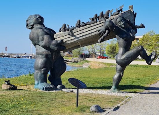 estonia/saare-county/landmark/suur-toll-ja-piret