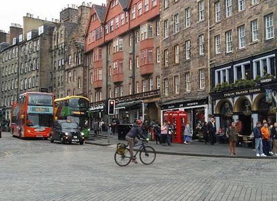 united-kingdom/edinburgh/attraction/lawnmarket-2