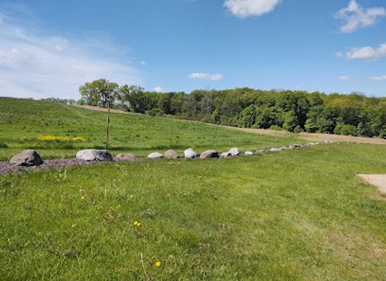wisconsin/driftless-area/landmark/pope-farm-conservancy