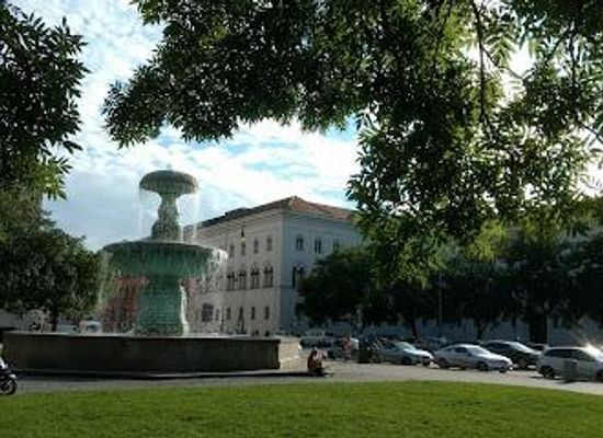 germany/munich/landmark/professor-huber-platz
