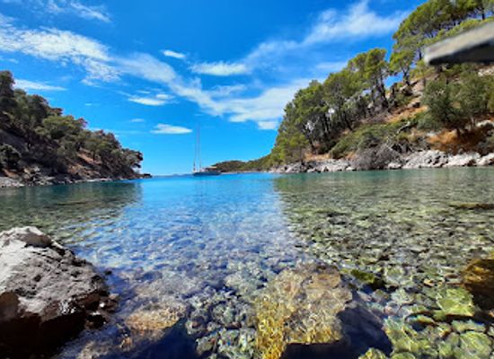 croatia/brac-island/landmark/blaca-hermitage