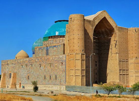 kazakhstan/western-kazakhstan/landmark/mausoleum-of-khoja-ahmed-yasawi