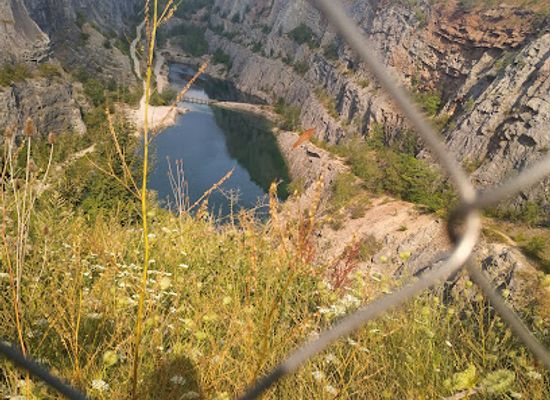 czechia/central-bohemia/landmark/quarry-great-america