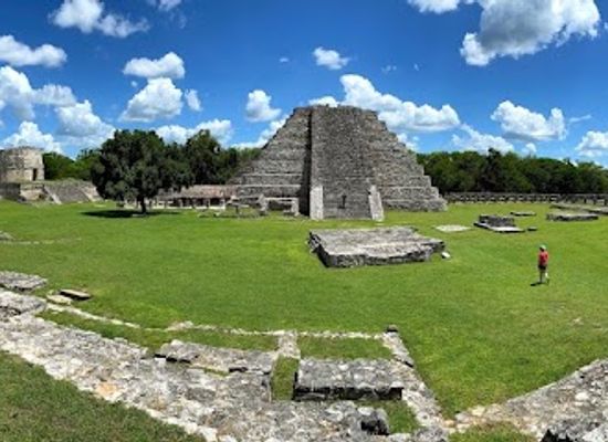 mexico/yucatan-peninsula/landmark/pyramid-of-kukulkan