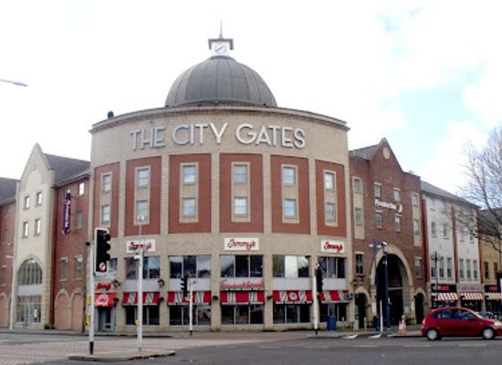 united-kingdom/west-glamorgan/landmark/premier-inn-swansea-city-centre-hotel