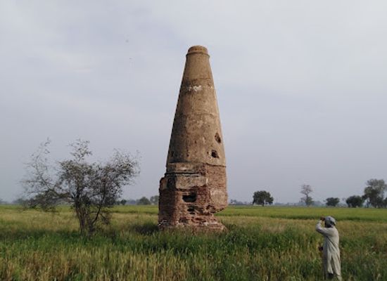 pakistan/lahore/landmark/kos-minar-lahore