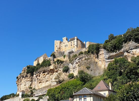 france/dordogne-valley/landmark/chateau-de-beynac