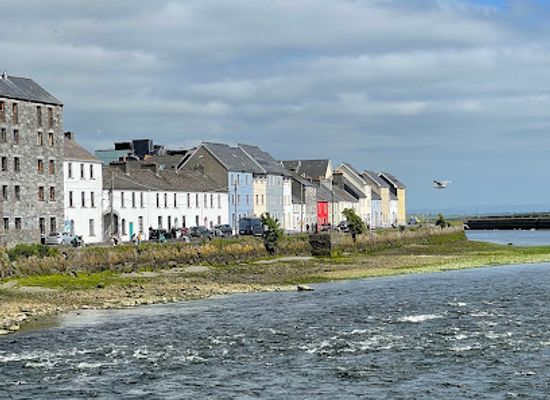 ireland/galway/landmark/the-long-walk