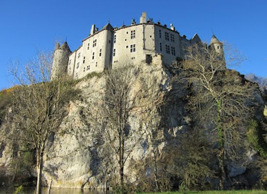 belgium/dinant/landmark/walzin-castle