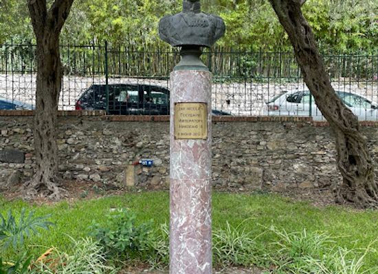 italy/taormina/landmark/monument-to-tsar-nicholas-ii