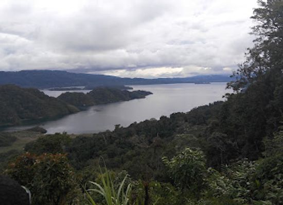 papua-new-guinea/southern-highlands/landmark/lake-kutubu