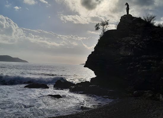 montenegro/lim-river-valley/landmark/statue-of-a-girl