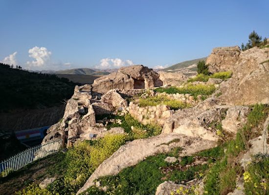 iraq/dohuk-governorate/landmark/dohuk-valley-waterfall-silava-geliye-duhoke