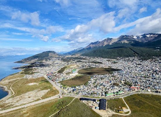 argentina/ushuaia/landmark/heliushuaia