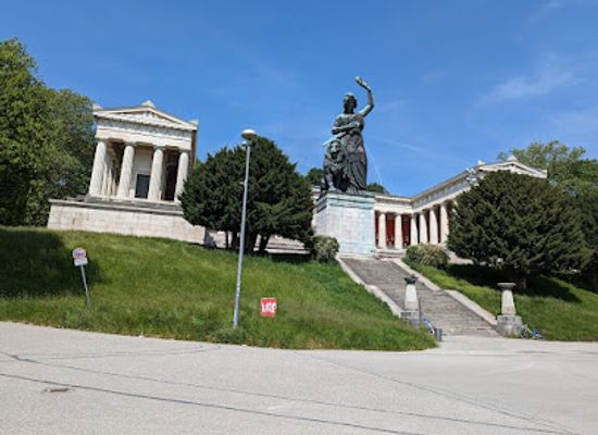 germany/munich/landmark/bavaria-statue