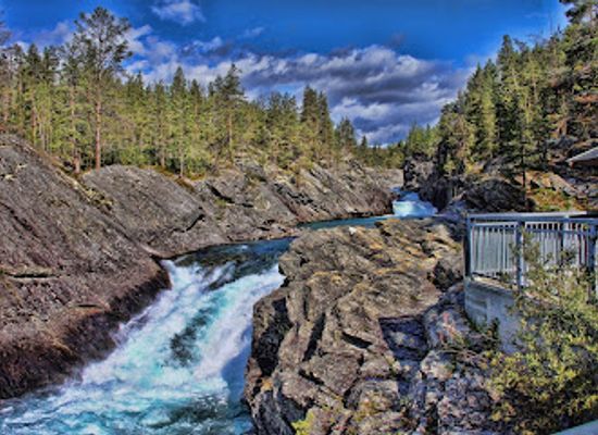 norway/southern-norway/landmark/pollfoss