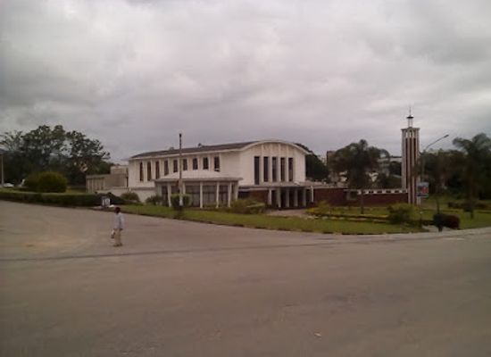 zimbabwe/mutare/landmark/queens-hall-complex