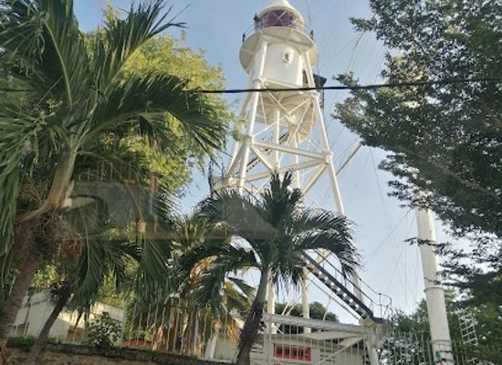 malaysia/penang/landmark/fort-cornwallis-lighthouse-rumah-api-fort-cornwallis