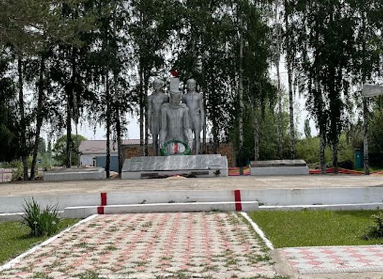 kyrgyzstan/jety-oguz-valley/landmark/pamyatnik