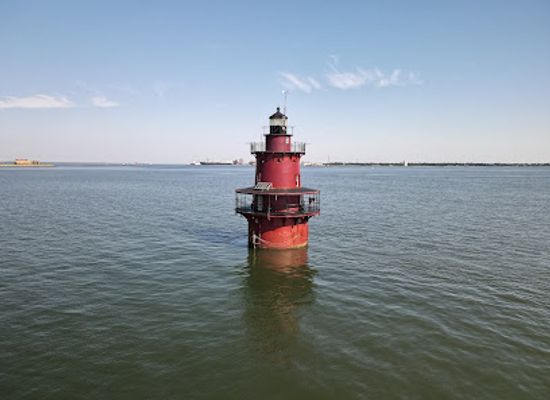 virginia/hampton-roads/landmark/newport-news-middle-ground-light