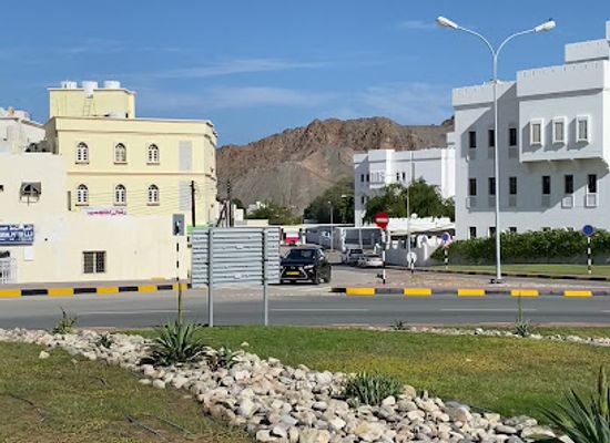 oman/muscat/ruwi/landmark/teapot-roundabout-ruwi