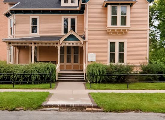 illinois/central-illinois/landmark/bailey-house