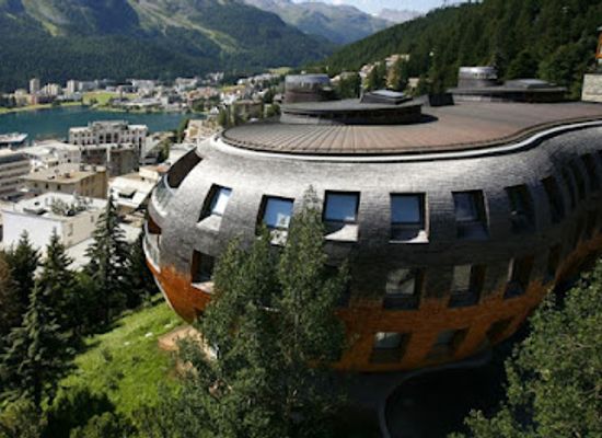 switzerland/st-moritz/landmark/chesa-futura