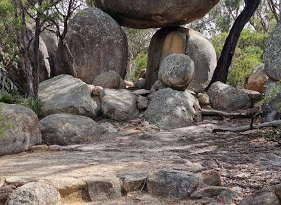 australia/darling-downs/landmark/girraween-national-park