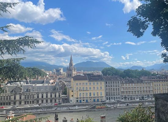 france/grenoble/landmark/musee-dauphinois